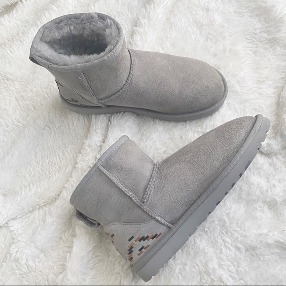 UGG Classic Mini Rustic Weave Boots Ash Gray 7 - Picture 2 of 10